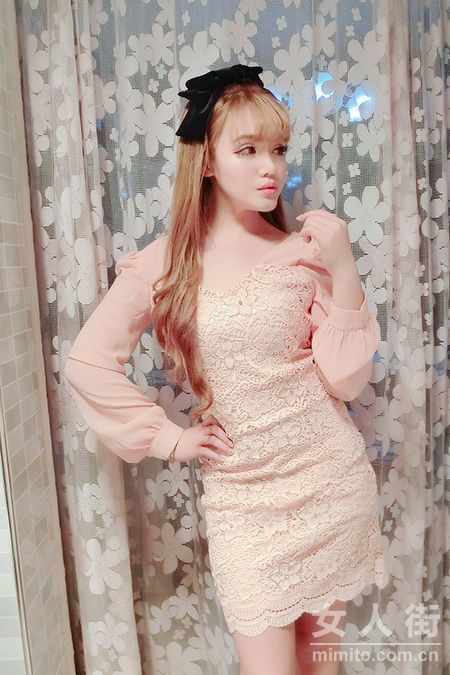 春季小潮妞出没 粉嫩甜美控搭配